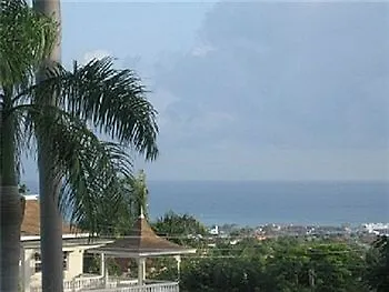Paradise Lacosta Villa 蒙特哥贝 3*,  牙买加